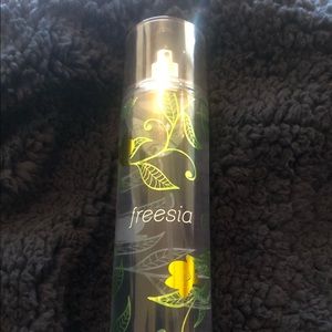 Bath and Body Works Freesia